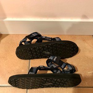 Teva Universal Sandals US 9 (M) EU 42